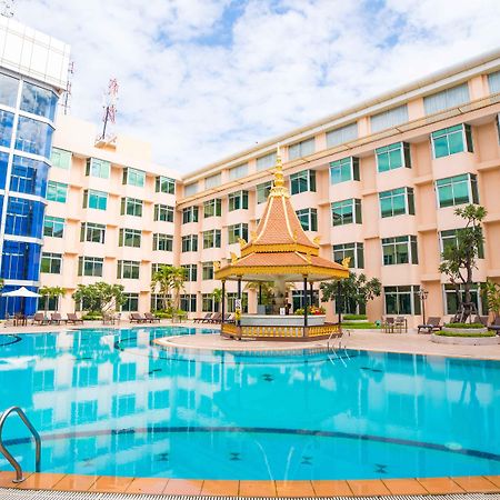 Phnom Penh Hotel Exterior foto